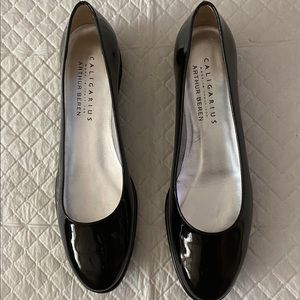 Caligarius Black Patent Leather Flats